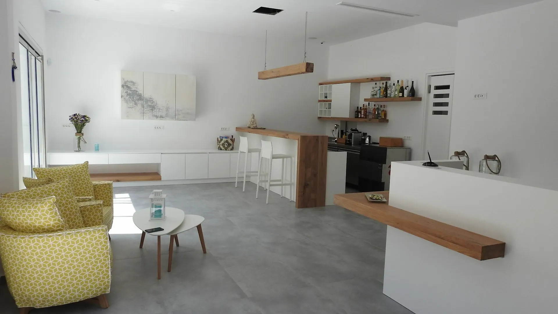 Super Paradise Apartments Plintri