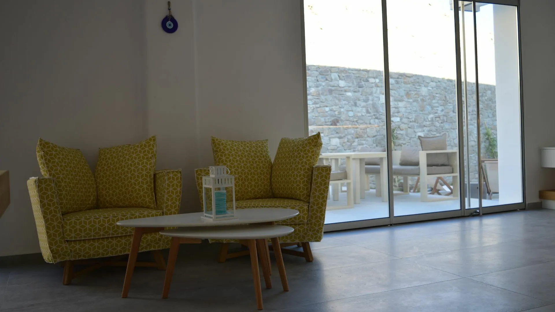 Super Paradise Apartments Plintri